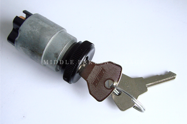 IGNITION SWITCH 500D/F (WITH KEYS)RIC